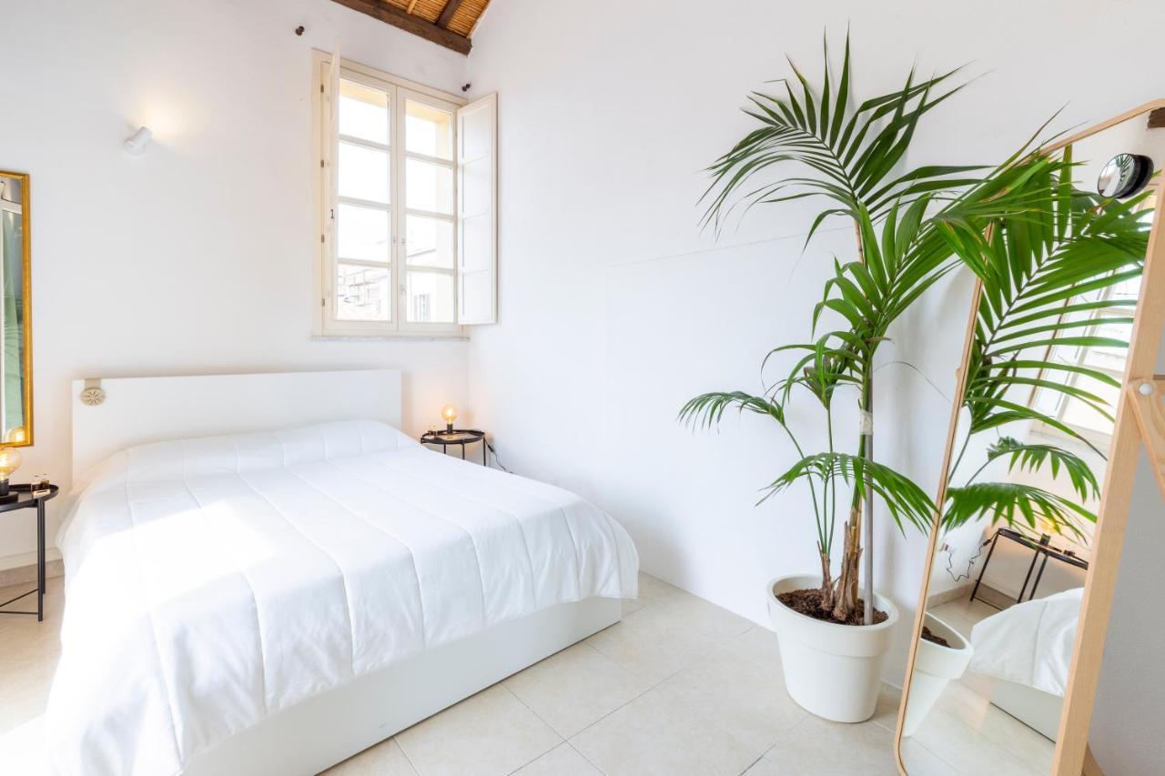Castello Attic Sunset Terrace Apartment Cagliari Exterior photo