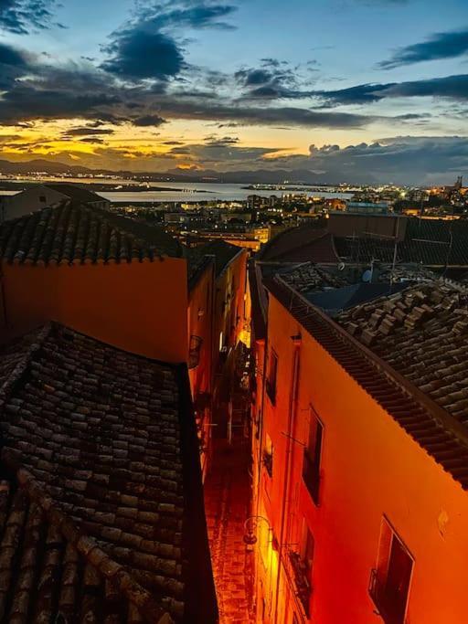Castello Attic Sunset Terrace Apartment Cagliari Exterior photo