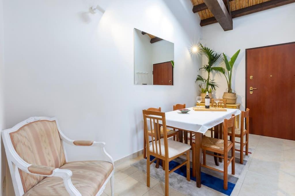 Castello Attic Sunset Terrace Apartment Cagliari Exterior photo