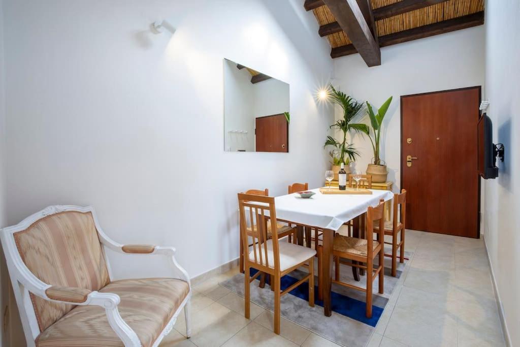 Castello Attic Sunset Terrace Apartment Cagliari Exterior photo